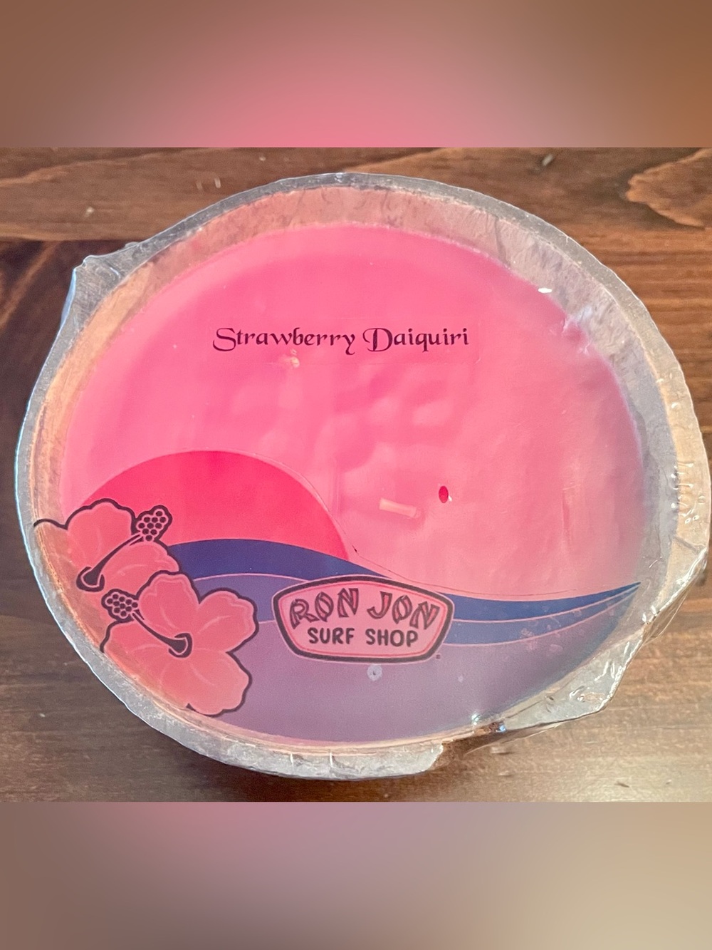 Strawberry Daiquiri Floating Coconut Shell Candle - Ron Jon Surf Shop - NEW
